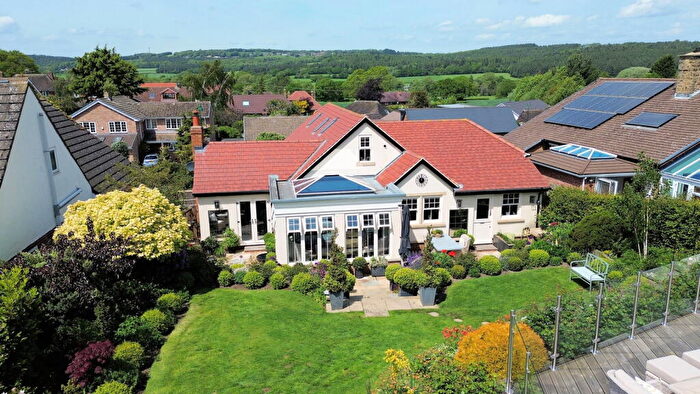 5 Bedroom Detached House For Sale In Five Acres, Cawthorne, Barnsley, S75