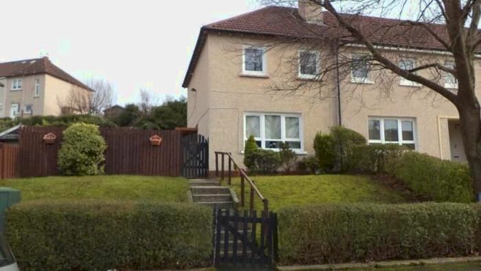 2 Bedroom End Of Terrace House To Rent In Drumcross Road, Glasgow G53