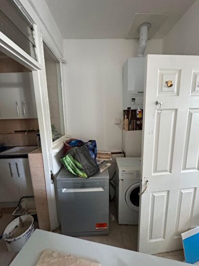 4 Bedroom Terraced House To Rent In Greyhound Lane, Streatham, SW16