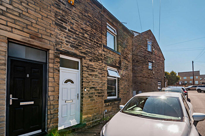 1 Bedroom Semi-Detached House For Sale In Croft Street, Idle, BD10