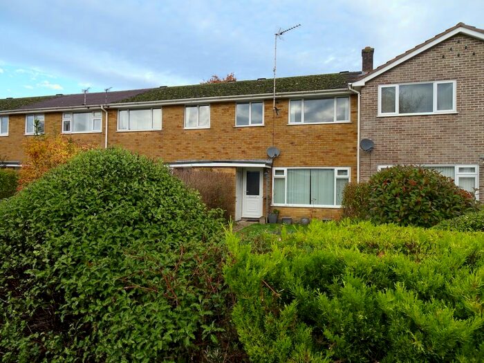 3 Bedroom Terraced House To Rent In Forestside Gardens, Ringwood, BH24