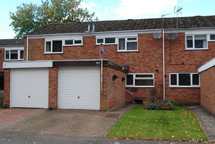 3 Bedroom Terraced House To Rent In The Wye, Daventry, Northamptonshire, NN11