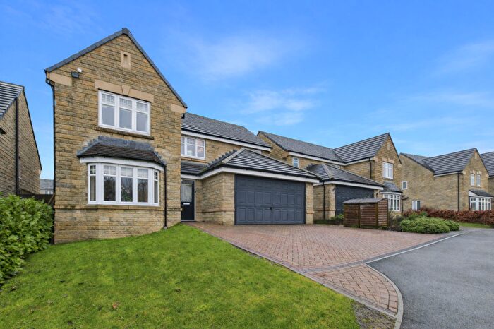 4 Bedroom Detached House For Sale In Goodwin Close, Crich, DE4