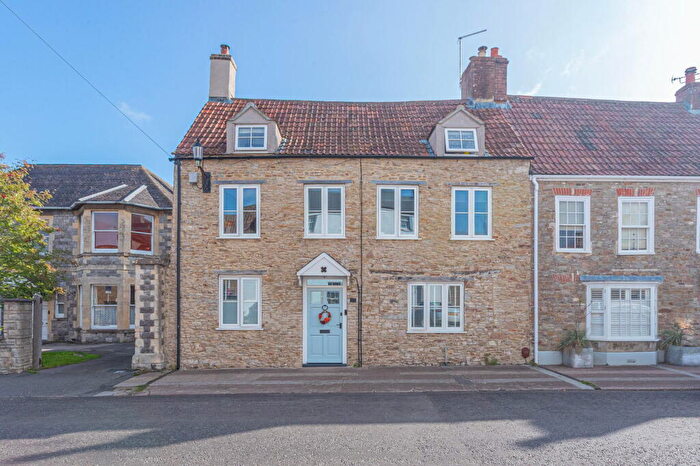 5 Bedroom End Of Terrace House For Sale In High Street, Wickwar, GL12