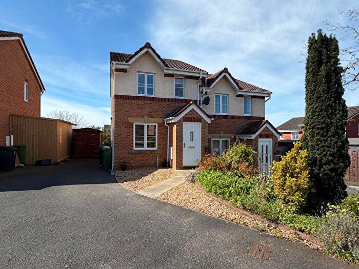 2 Bedroom Semi Detached House For Sale In Valley Drive, Carlisle, CA1