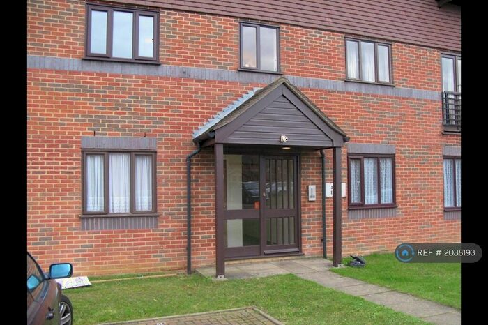 1 Bedroom Flat To Rent In Crayford, Crayford, DA1