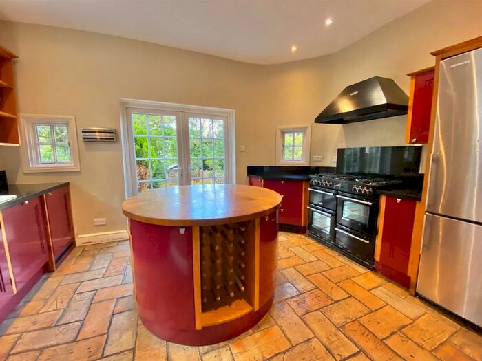 5 Bedroom Semi-Detached House To Rent In St. Mary's Avenue, London, N3