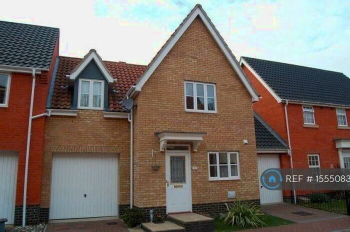 3 Bedroom Terraced House To Rent In Beaufort Close, Norwich, NR6