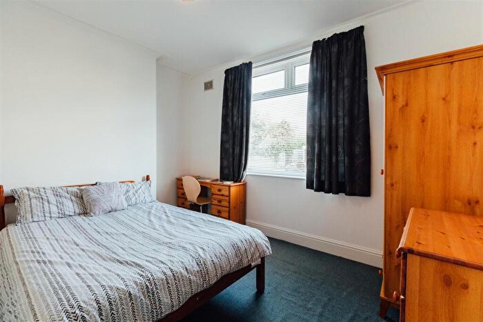 4 Bedroom Terraced House To Rent In Rasen Lane - Student House - /, LN1