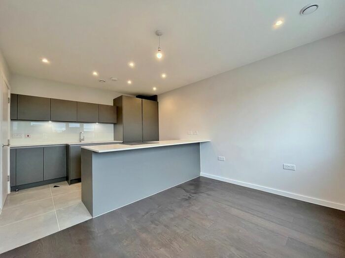 1 Bedroom Property To Rent In Golders Green Road, London NW11