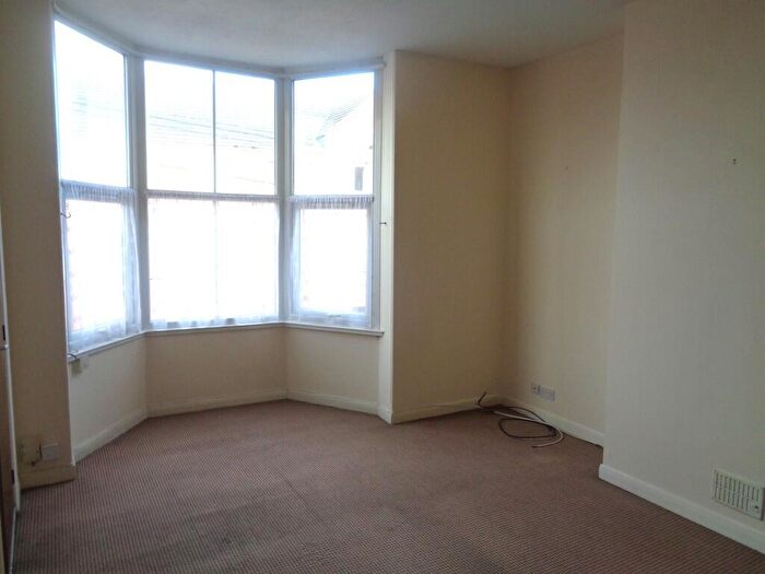 1 Bedroom Flat To Rent In Portland Street, Lincoln, LN5