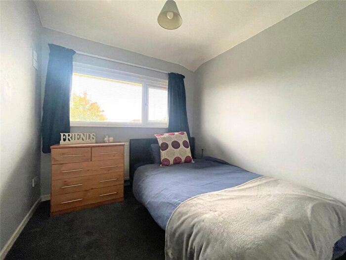4 Bedroom End Of Terrace House For Sale In Stratton Heights, Cirencester, Gloucestershire, GL7
