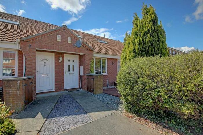 1 Bedroom Bungalow To Rent In Northumbrian Way, North Shields, Tyne And Wear, NE29