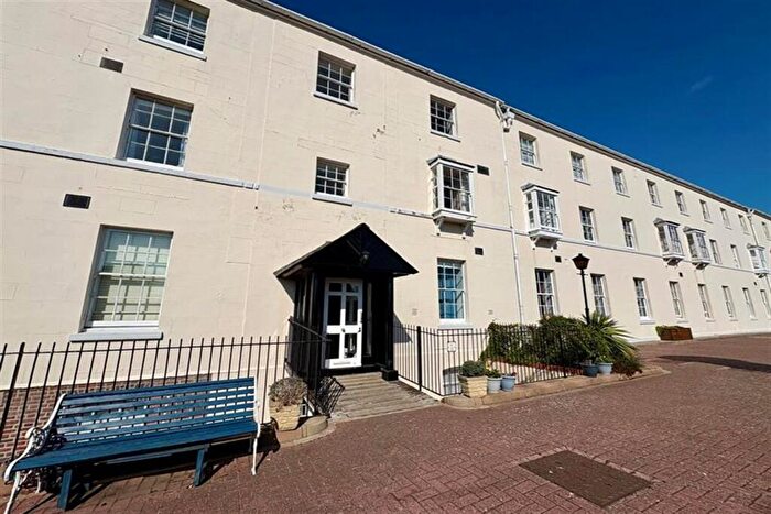 2 Bedroom Flat To Rent In Weymouth, DT4