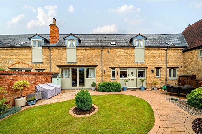 3 Bedroom House For Sale In Grange Court, Horton, Northampton, Northamptonshire, NN7