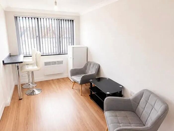 Studio To Rent In Heaton Road, Newcastle Upon Tyne, NE6