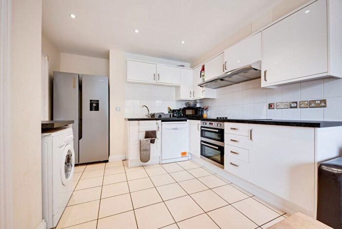 5 Bedroom Property To Rent In College Road, Canterbury, CT1