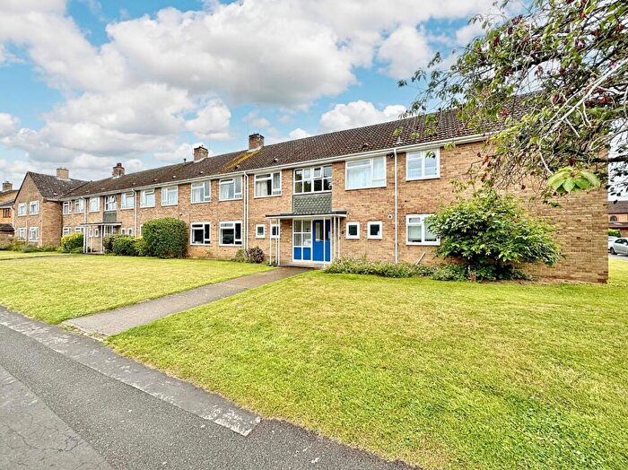 2 Bedroom Apartment To Rent In Appleford Drive, Abingdon, OX14