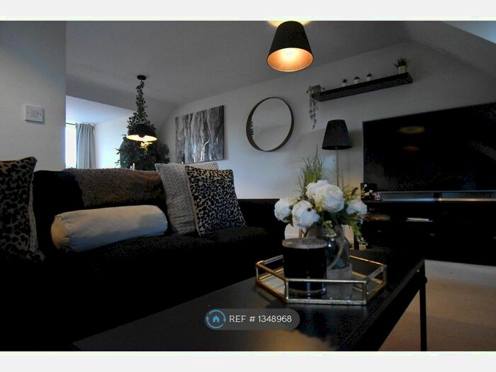 3 Bedroom Flat To Rent In The Butts, Worcester, WR1