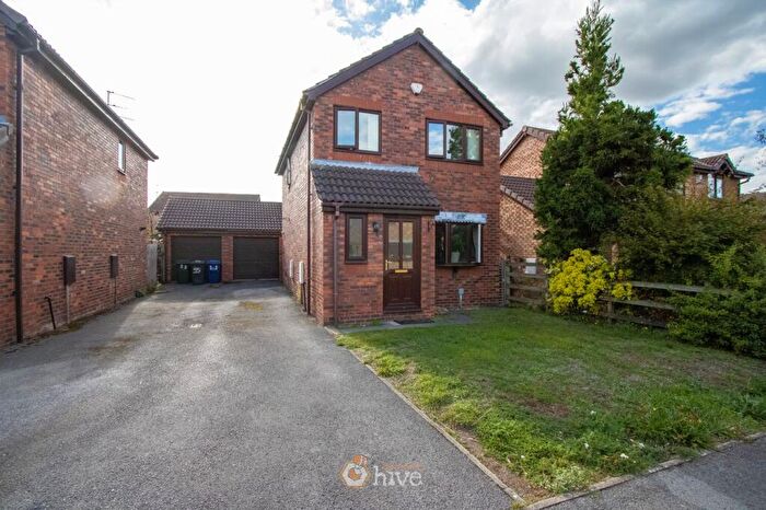 3 Bedroom Detached House For Sale In Farnborough Drive, Bessacarr, Doncaster, DN4