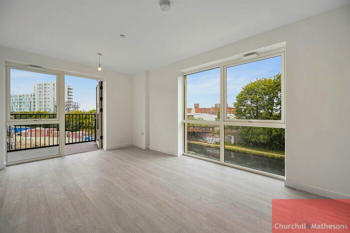 3 Bedroom Property To Rent In Farine Avenue, Hayes, UB3