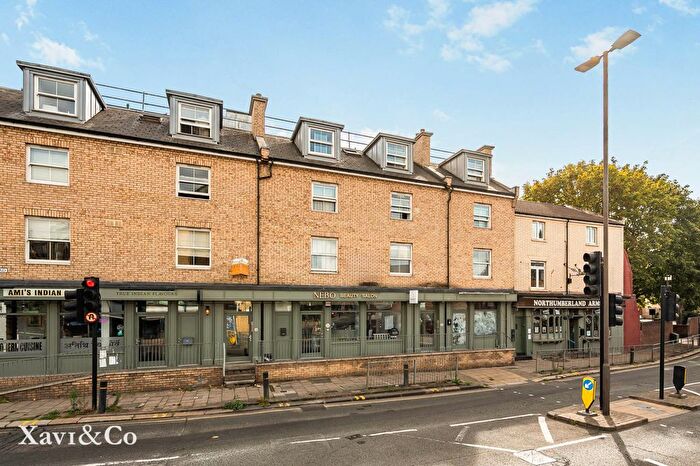 2 Bedroom Flat For Sale In Western House, London Road, Brentford, TW8