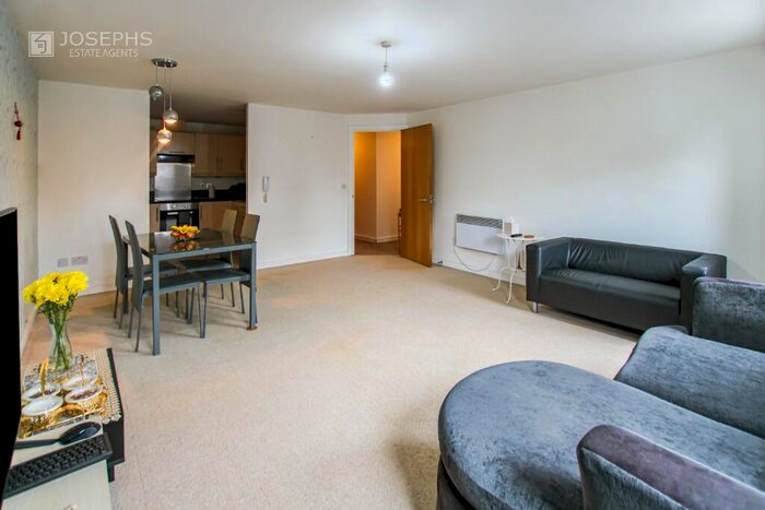 1 Bedroom Apartment To Rent In Marsden Road, Bolton, Greater Manchester, BL1