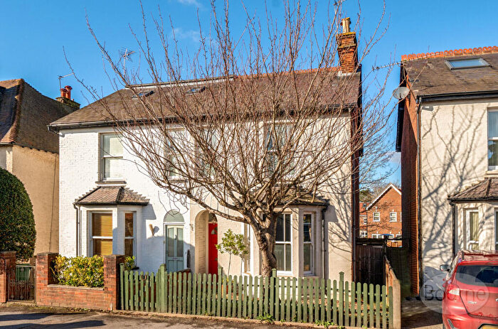 3 Bedroom Semi Detached House For Sale In Portsmouth Road, Cobham, Surrey, KT11