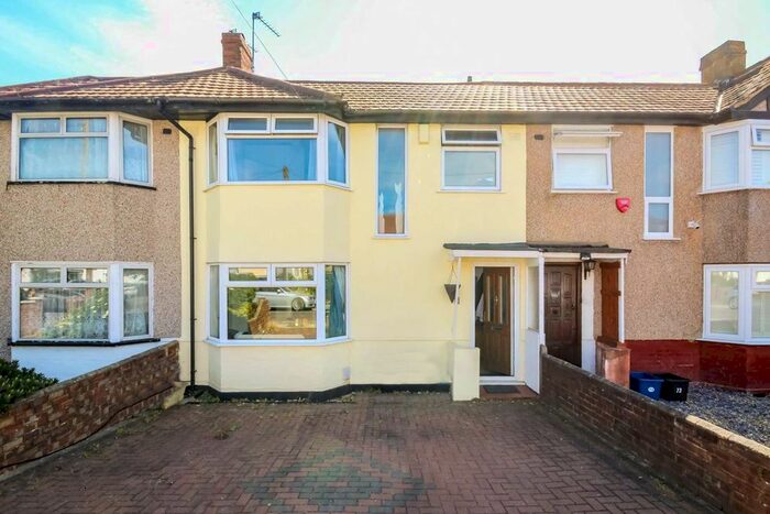 3 Bedroom Property To Rent In Hall Farm Drive, Whitton, Twickenham TW2