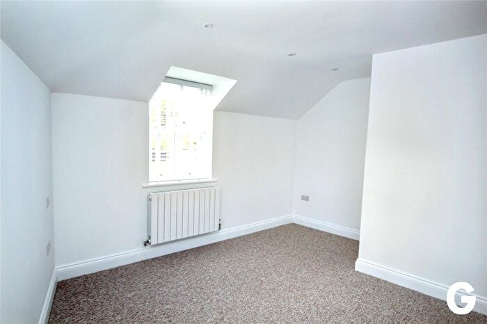 2 Bedroom End Of Terrace House To Rent In Strides Lane, Ringwood, Hampshire, BH24