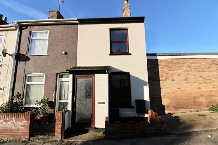 3 Bedroom End Of Terrace House To Rent In Cambridge Road, Lowestoft, NR32