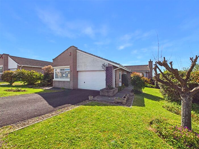 3 Bedroom Bungalow For Sale In Southridge Heights, Bleadon Hill, Weston-Super-Mare, North Somerset, BS24