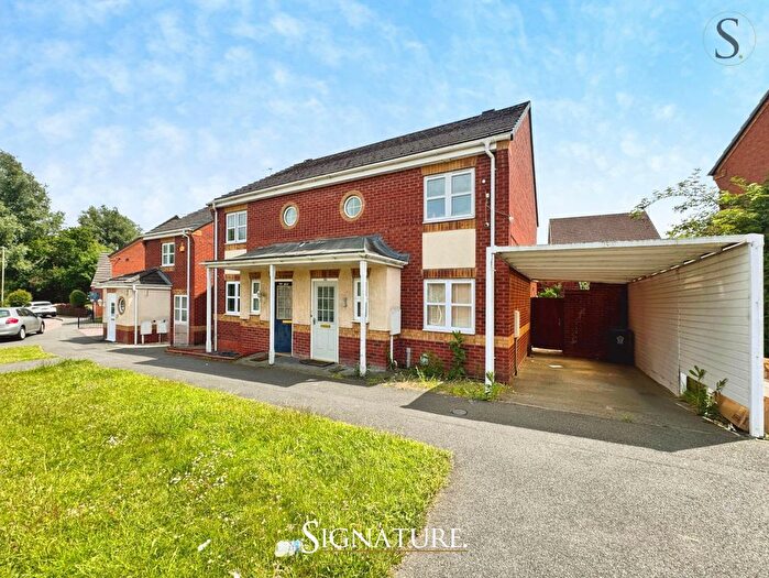 3 Bedroom Semi-Detached House To Rent In Columbine Road, Hamilton, Leicester, LE5