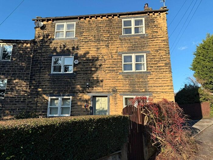 5 Bedroom Semi-Detached House For Sale In Burnwells, Thackley, BD10