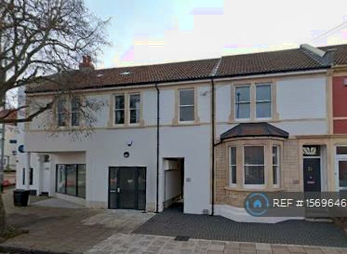 1 Bedroom Flat To Rent In Stoke Lane, Westbury-On-Trym, Bristol, BS9