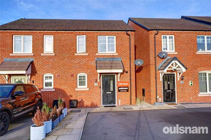 2 Bedroom Semi-Detached House For Sale In Foxglove Avenue, Droitwich, Worcestershire, WR9
