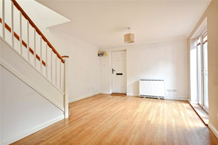 1 Bedroom Terraced House To Rent In Southern Way, Farnham, Surrey, GU9