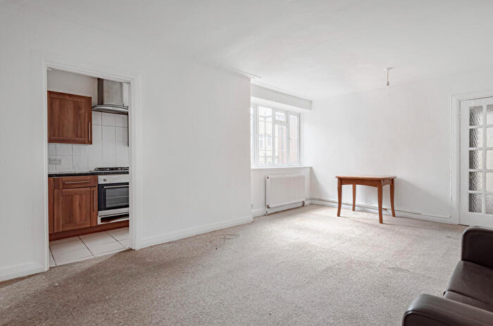 1 Bedroom Apartment To Rent In Fordwych Court, Shoot Up Hill, West Hampstead, London, NW2