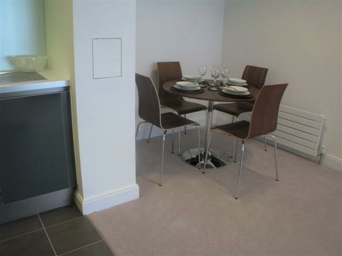 2 Bedroom Flat To Rent In One Park West, Strand Street, Liverpool, L1