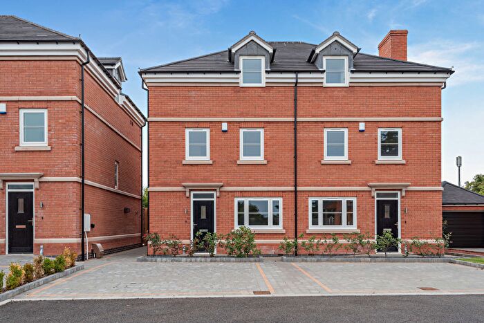 4 Bedroom Semi-Detached House For Sale In Ivetsey Bank, ST19