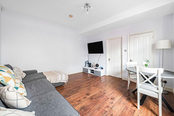 2 Bedroom Maisonette To Rent In Avenue Road, Beckenham, BR3