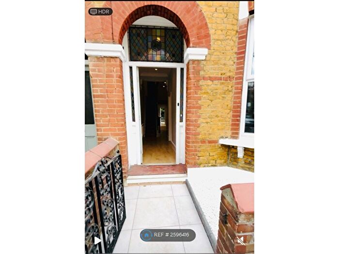 1 Bedroom Property To Rent In Norroy Road, London, SW15