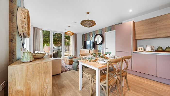 3 Bedroom Flat For Sale In Surry Street, Shoreham By Sea, Shoreham By Sea, BN43