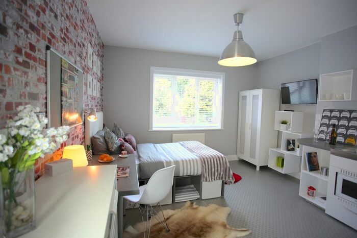 1 Bedroom Studio To Rent In London Road, Luton, LU1