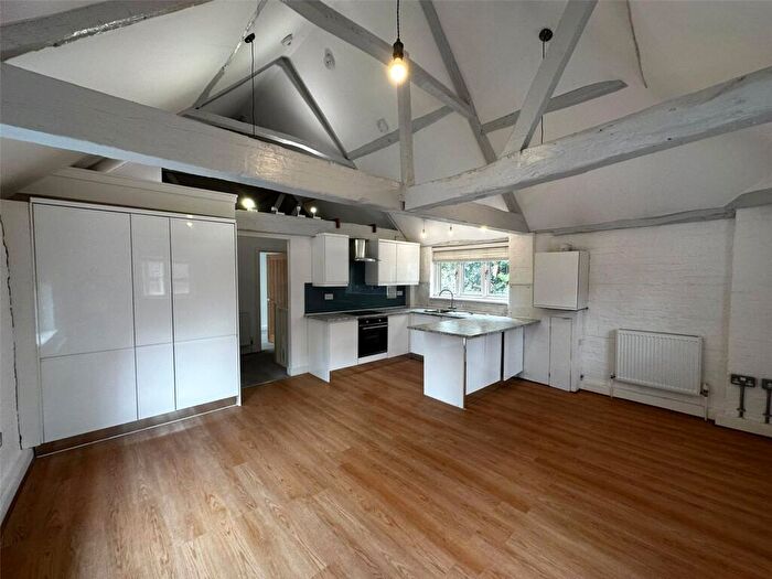 1 Bedroom Flat For Sale In West Street, Farnham, Surrey, GU9
