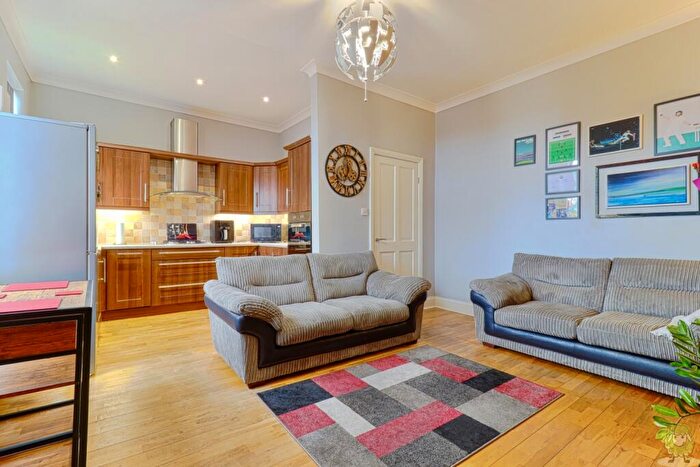 2 Bedroom Flat For Sale In Hedworth Lane, Boldon Colliery, Tyne And Wear, NE35