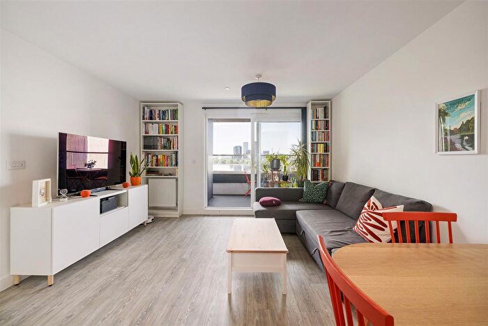 2 Bedroom Flat For Sale In Champness Close, London, E17