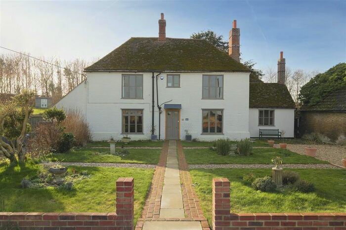 6 Bedroom Detached House For Sale In Stone Farm, Lower Road, Buckland, ME13