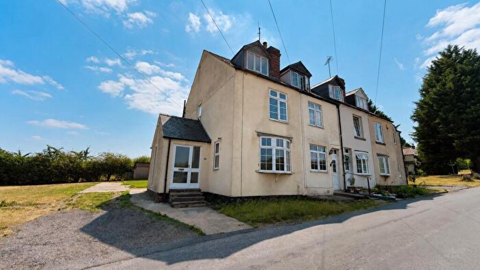 3 Bedroom Semi-Detached House To Rent In Rigg Lane, Blidworth, NG21
