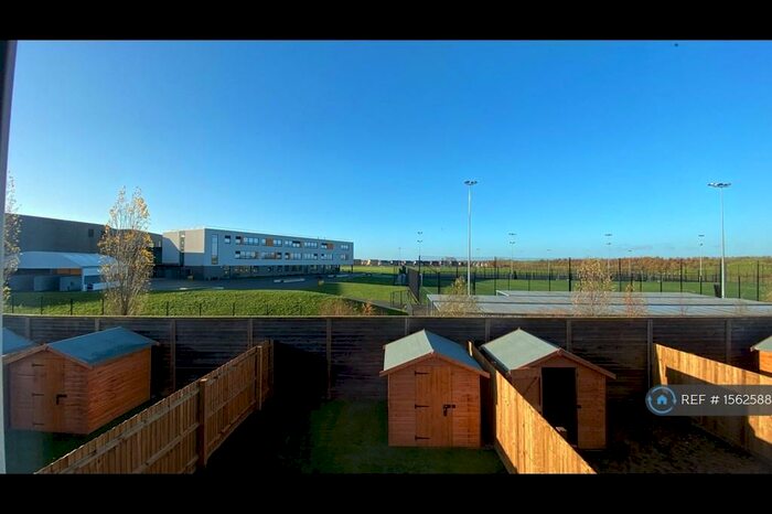 3 Bedroom Semi-Detached House To Rent In Havelock Avenue, Milton Keynes, MK10